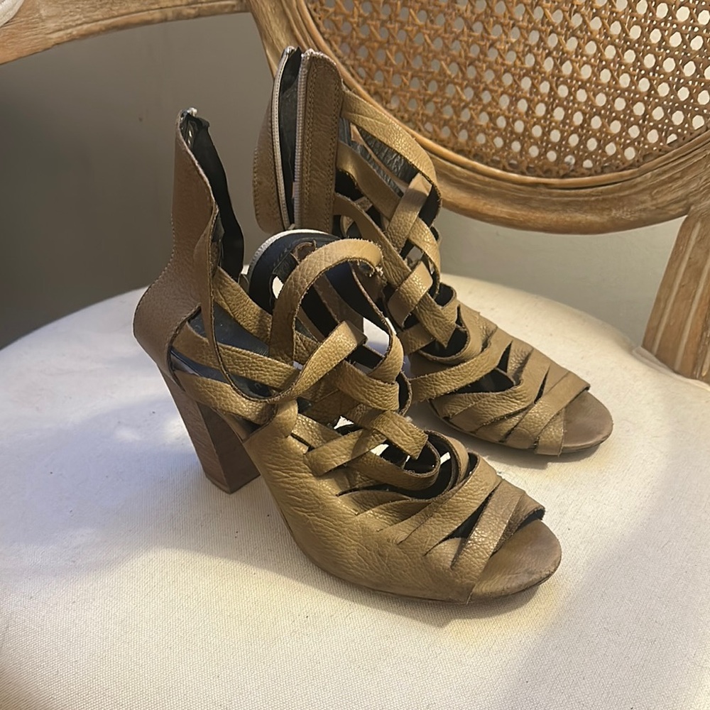 Elegant Tan Strappy Women's Heels